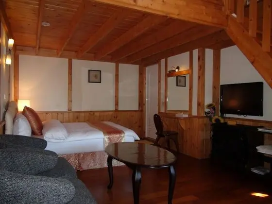 Dört Kişilik Oda