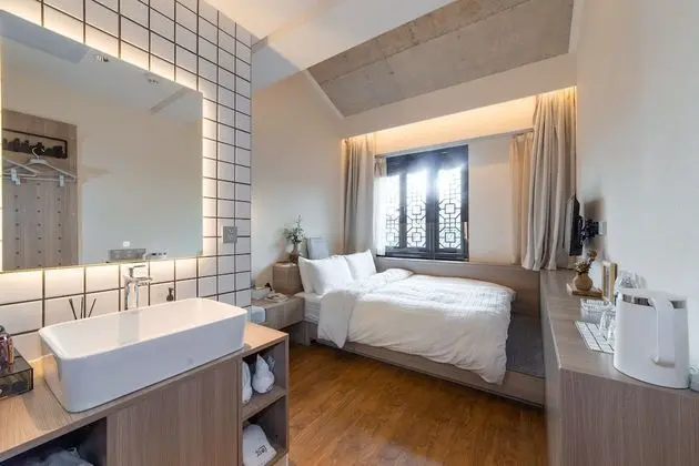 Comfort Tek Büyük Yataklı Oda