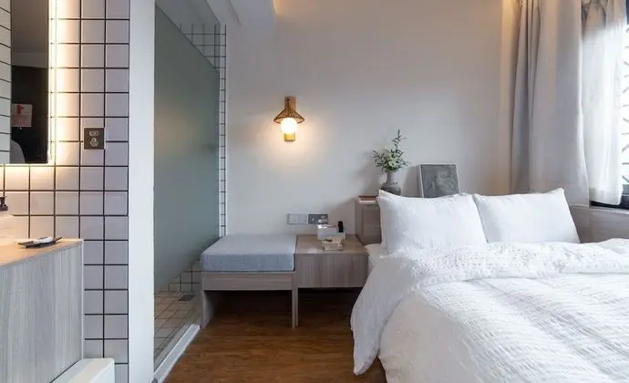 Comfort Tek Büyük Yataklı Oda