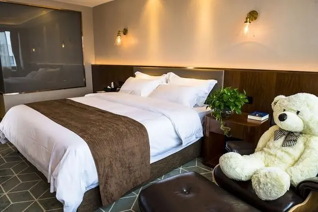 Deluxe Tek Büyük Yataklı Oda, 1 Büyük (Queen) Boy Yatak, Sigara İçilmez, Tepe Manzaralı
