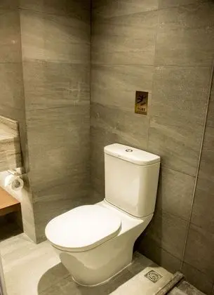 Deluxe Tek Büyük Yataklı Oda, 1 Büyük (Queen) Boy Yatak, Sigara İçilmez, Tepe Manzaralı