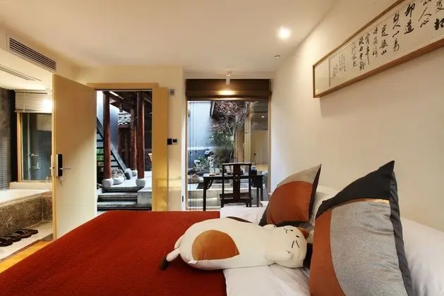 Comfort Tek Büyük Yataklı Oda