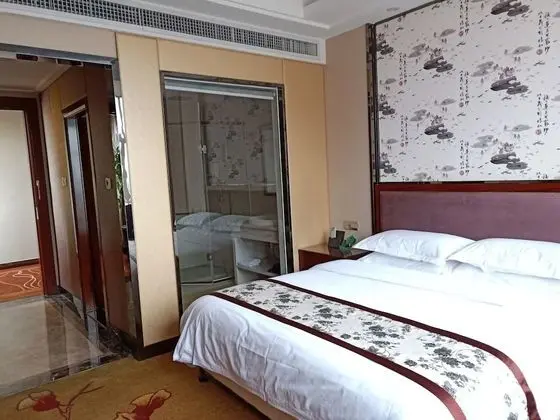Deluxe Tek Büyük veya İki Ayrı Yataklı Oda