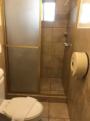 Tek Büyük Yataklı Oda, 2 Çift Kişilik Yatak