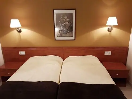 Tek Büyük veya İki Ayrı Yataklı Oda