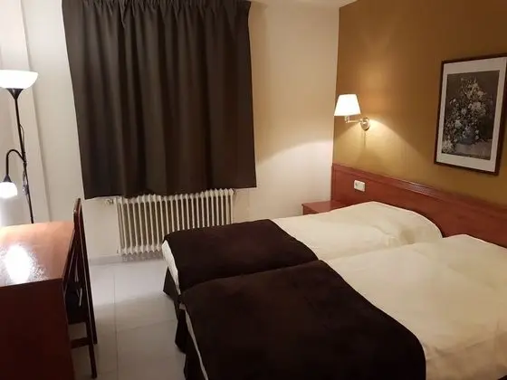 Tek Büyük veya İki Ayrı Yataklı Oda