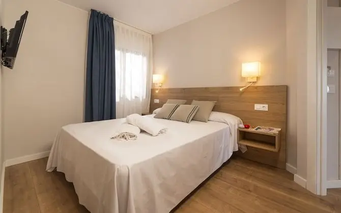 Tek Büyük Yataklı Oda, 1 Yatak Odası, Balkon, Deniz Manzaralı