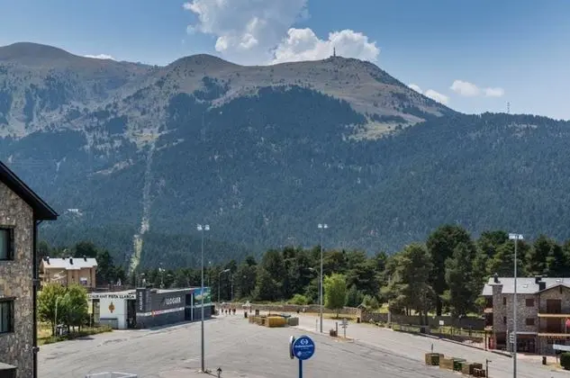 Apart Daire, 1 Yatak Odası, Dağ Manzaralı