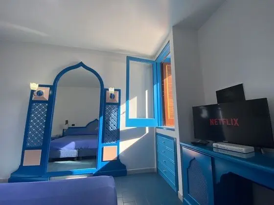 Superior Tek Büyük Yataklı Oda, Deniz Manzaralı (Free Beach Service)