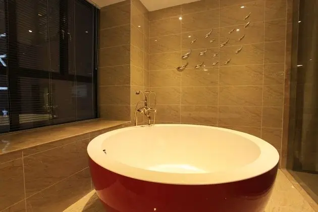 Signature Oda (Round Bed)