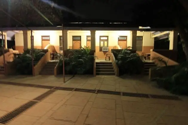 Basic Oda, 1 Çift Kişilik Yatak