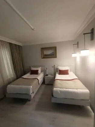 Standart Oda, Şehir Manzaralı