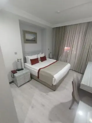 Standart Oda, Şehir Manzaralı