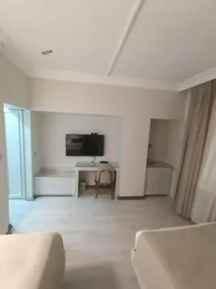 Standart Oda, Şehir Manzaralı