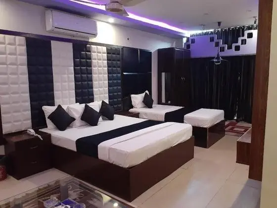 Deluxe Üç Kişilik Oda