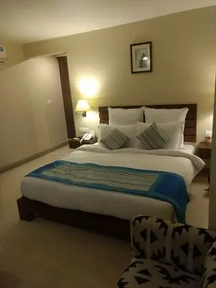 Standard Oda, 1 Büyük (Queen) Boy Yatak