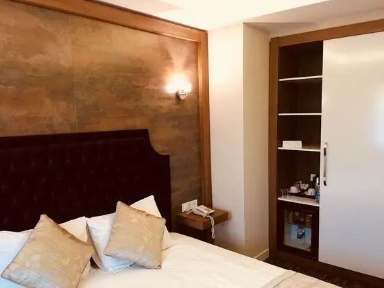 Deluxe Tek Kişilik Oda