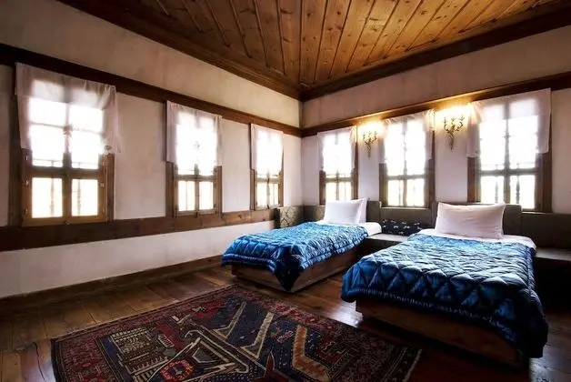 Standard Tek Büyük veya İki Ayrı Yataklı Oda