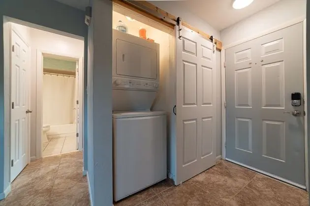 Daire (GULF ACCESS #C 2-bedroom w/ Heated po)