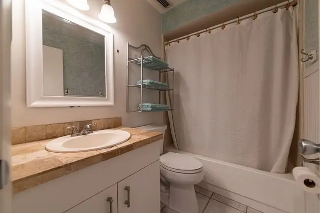 Daire (GULF ACCESS #C 2-bedroom w/ Heated po)
