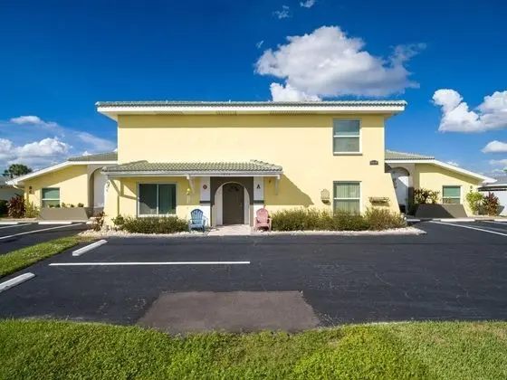 Daire (GULF ACCESS #C 2-bedroom w/ Heated po)