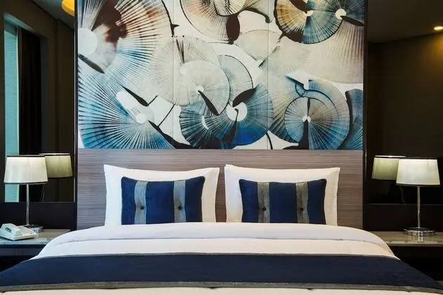 Standard Oda, 1 En Büyük (King) Boy Yatak, Sigara İçilmez (Converts to 2 Twin Beds)