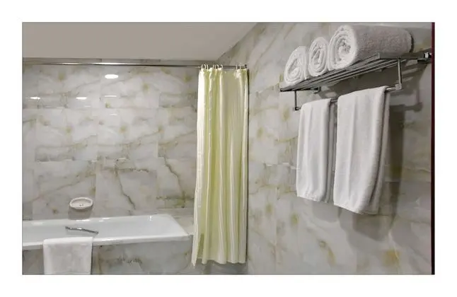 Standard Tek Kişilik Oda, Küvet, Havuz Kenarı