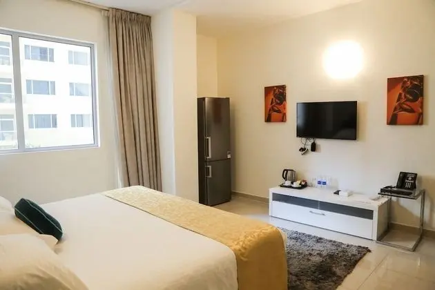 Studio Room