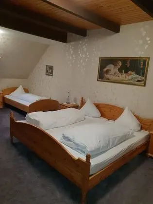 Dört Kişilik Oda (Shower)