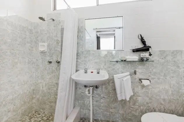 Standard Oda, Sigara İçilmez (Queen Room)