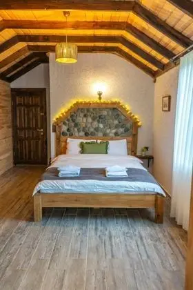Deluxe Suite , Dere Manzaralı, Şömineli ve Jakuzili