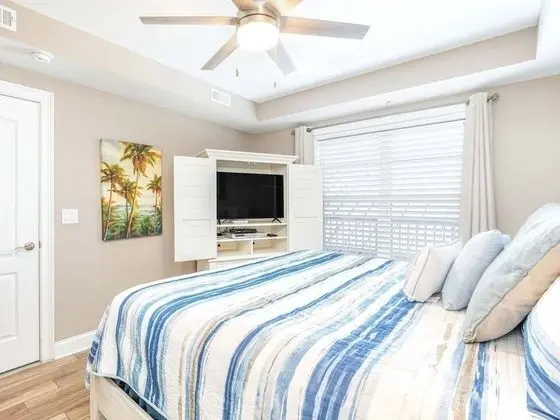 Daire, Birden Çok Yatak, Havuz Kullanımı, Kısmi Deniz Manzarası (633)