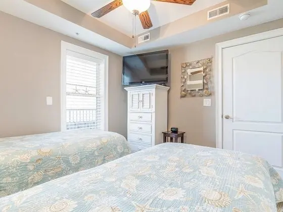 Daire, Birden Çok Yatak, Havuz Kullanımı, Kısmi Deniz Manzarası (633)