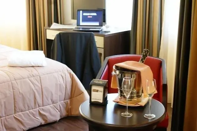 Junior Stüdyo Süit