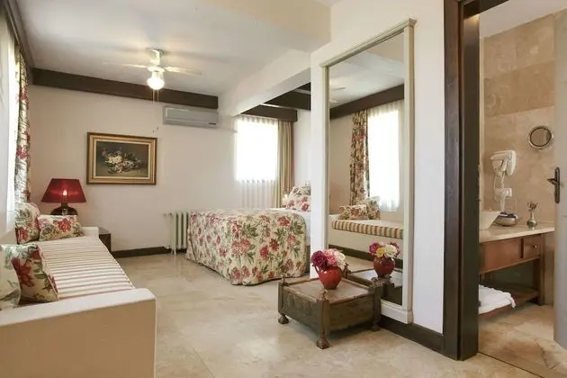 Stone Room With Terrace,Vineyard View