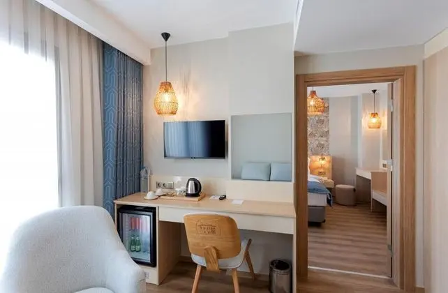 1+1 Suite Üç Kişilik, Kara Manzaralı, Balkonsuz