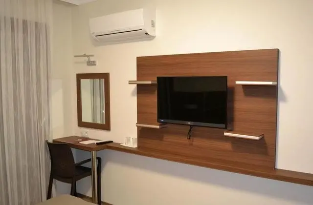 Standart Oda, Şehir Manzaralı