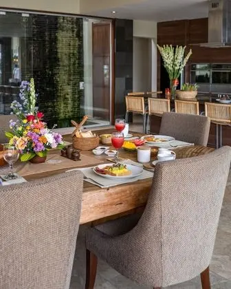 Villa, 4 Yatak Odası, Sigara İçilebilir, Kişiye Özel Havuzlu