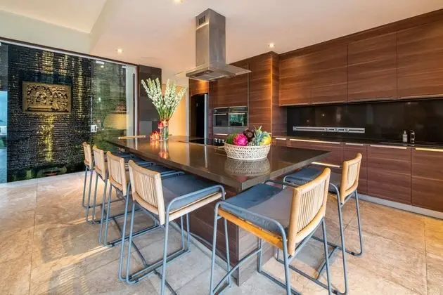 Villa, 4 Yatak Odası, Sigara İçilebilir, Kişiye Özel Havuzlu