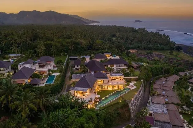 Villa, 4 Yatak Odası, Sigara İçilebilir, Kişiye Özel Havuzlu