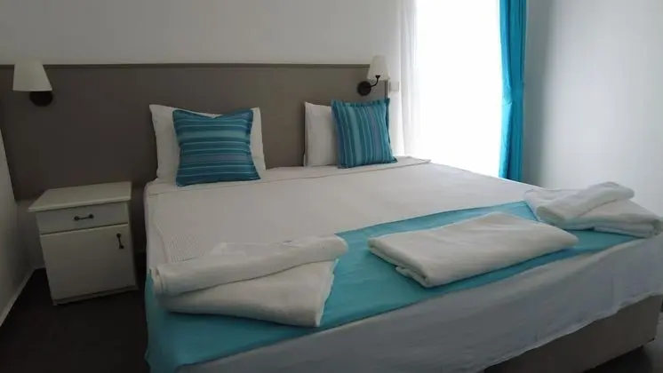 Standard Oda, 1 Yatak Odası, Havuz Manzaralı, Denize Sıfır