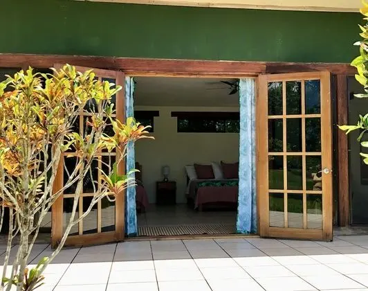 Family Oda, Birden Çok Yatak, Sigara İçilmez, Bahçe Manzaralı