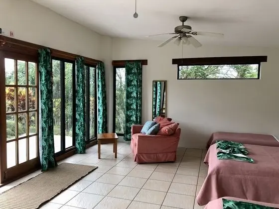 Family Oda, Birden Çok Yatak, Sigara İçilmez, Bahçe Manzaralı