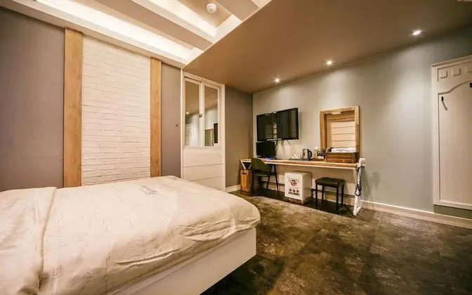 Oda (Deluxe (Breakfast Pack/Good Air Condi)