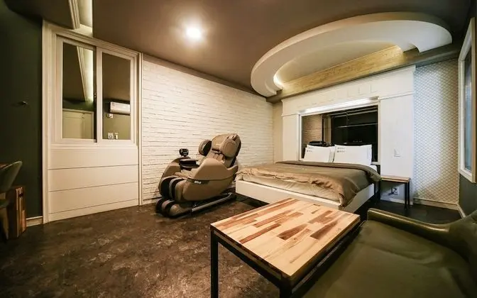 Oda (VIP-massage chair (Breakfast pack pro)