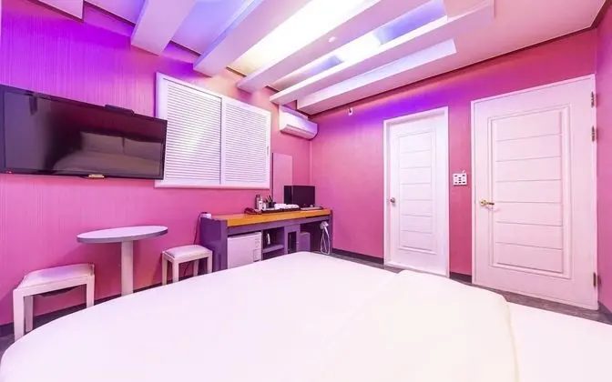 Oda (General room (1st week / wave moviene)