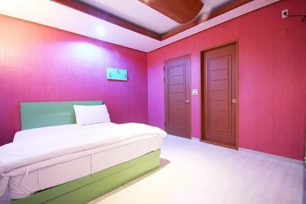 Oda (General room (1st week / wave moviene)