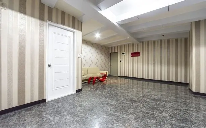 Oda (Ondol (1st floor / wave movienet avai)