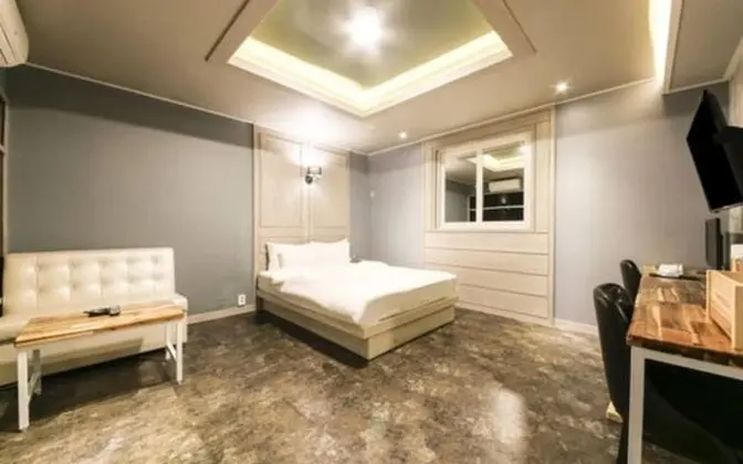 Oda (Deluxe (Good for room heating and coo)