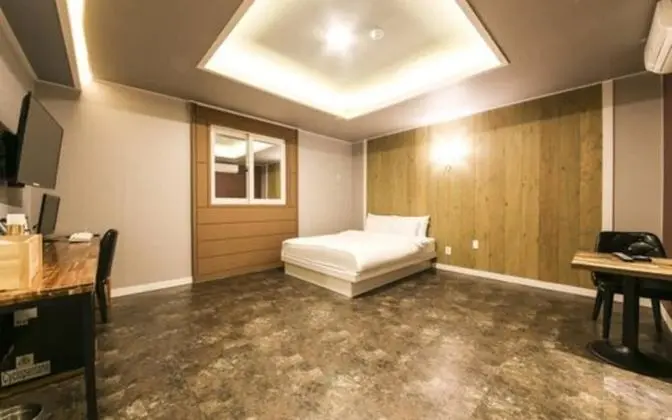 Oda (Standard (Good room air conditioning/)